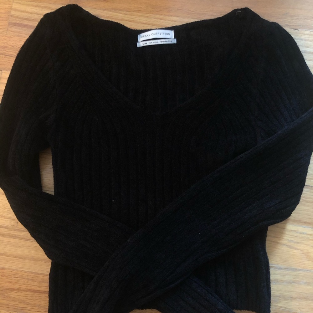 Urban Outiftters Cropped Sweater